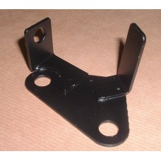 BRAKE PIPE BRACKET LH