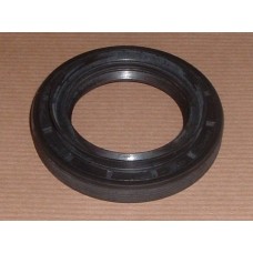 FRONT OUTPUT SHAFT OIL SEAL